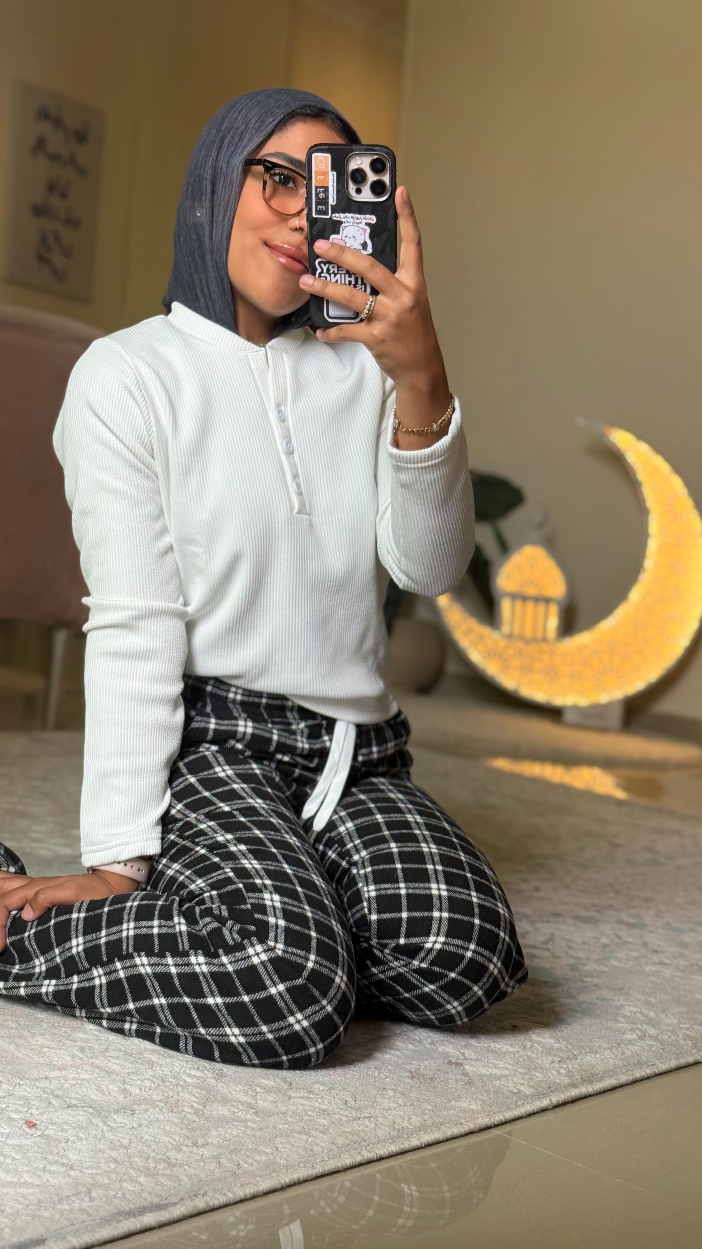 Cozy black plaid set