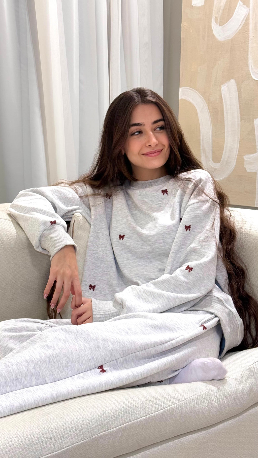 gray whisper set