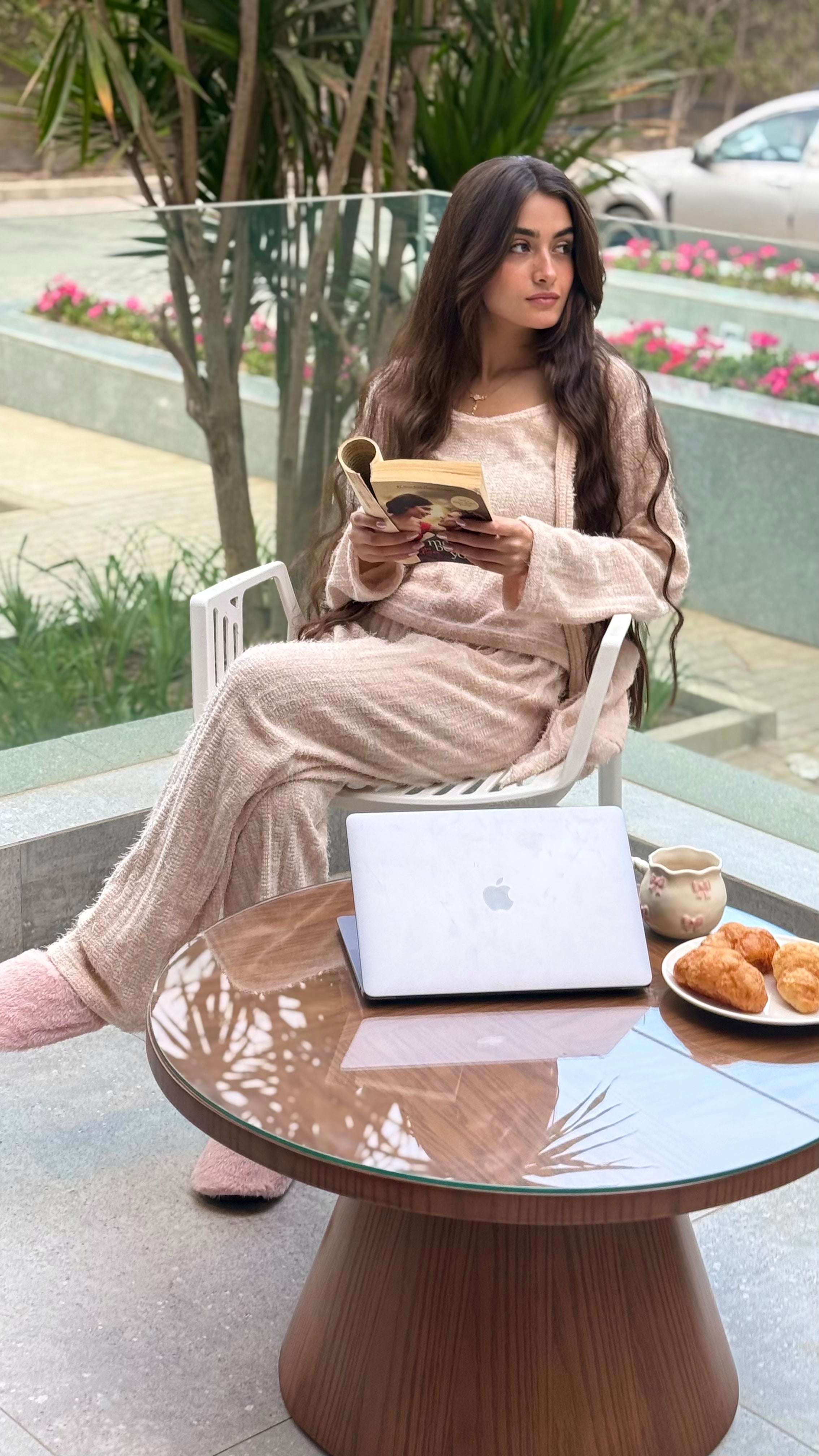 quiet luxury - beige